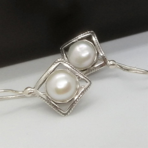 Cercei din argint cu perla E3687