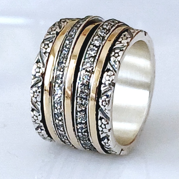 Inel Amarélis din argint și aur 14K cu zirconii – model floral rafinat