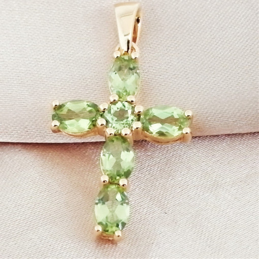 Pandantiv CARMEN din argint placat cu aur -cruciulita- VP019196 peridot