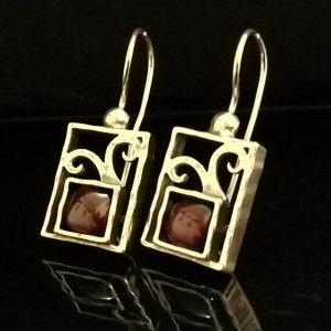 Cercei din argint cu granat roșu – design rectangular artistic E3157 - Img 1
