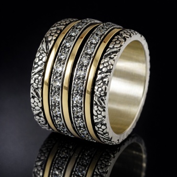Inel Amarélis din argint și aur 14K cu zirconii – model floral rafinat