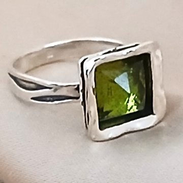 Inel argint peridot-R4379