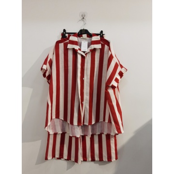 RG240 Set EU 42–46 (L–XXL) oversized din in și bumbac cu dungi roșii – Cămașă & Pantaloni Palazzo | Fabricat în Italia - Img 2