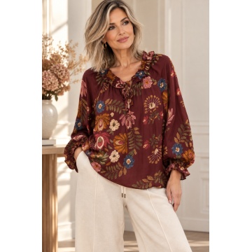 RG26137–Bluză Boho Bloom Burgundy – imprimeu floral, volane și mâneci ample, 100% vâscoză