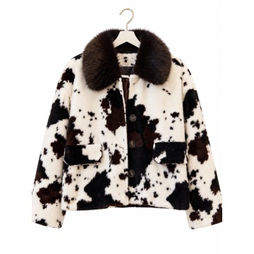 RG928A– Jachetă Scurtă Cow Print cu Guler din Blăniță – Ivory & Chocolate - Img 2