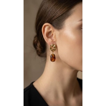 Cercei Eleganți Amber Drop & Gold – Textură Plisată RG124RX231 - Img 2