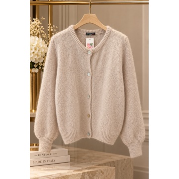 RG8276–Cardigan Nuvola din Kid Mohair & Lână – Made in Italy – Beige - Img 4