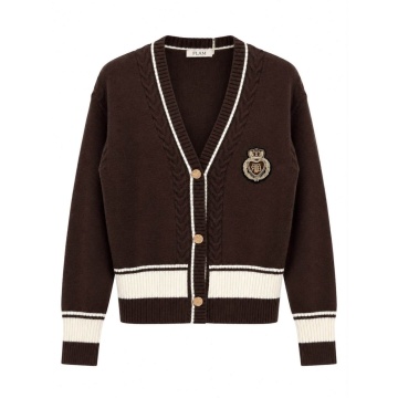 RG98573 Chocolate Brown–Cardigan tricotat Royal Crest – stil Preppy Chic, emblemă cu cristale și nasturi aurii EU 36–40 (S–M/L) - Img 2