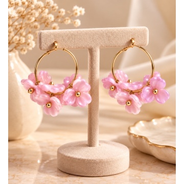 RGBOD583216-R Cercei rotunzi aurii cu flori din rășină roz– Floral Chic - Img 2