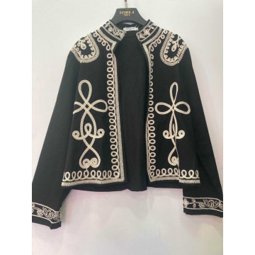 RGYZ101 N–Jachetă Neagră cu Broderie Contrastantă – Military Chic - Img 3