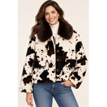 RG928A– Jachetă Scurtă Cow Print cu Guler din Blăniță – Ivory & Chocolate