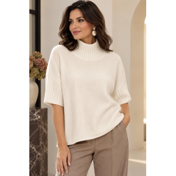 RG5524I–Pulover Ivory Oversize cu Guler Înalt și Mâneci Scurte – Soft Knit