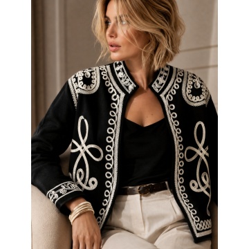 RGYZ101 N–Jachetă Neagră cu Broderie Contrastantă – Military Chic