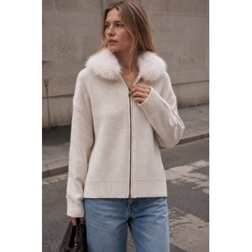RG5384–Cardigan Tricotat Ivory cu Glugă și Blăniță Detașabilă – Winter Soft - Img 3