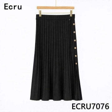 RG7076B-1 Fustă lungă plisată M–2XL cu nasturi decorativi – Negru - Img 4