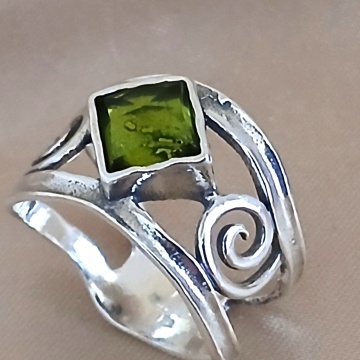 Inel argint -peridot-R3933