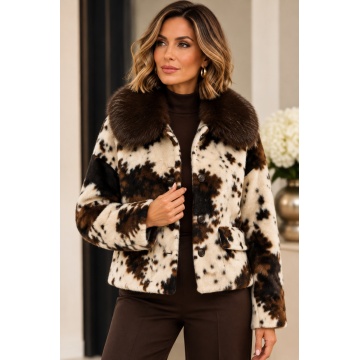 RG928A– Jachetă Scurtă Cow Print cu Guler din Blăniță – Ivory & Chocolate - Img 3