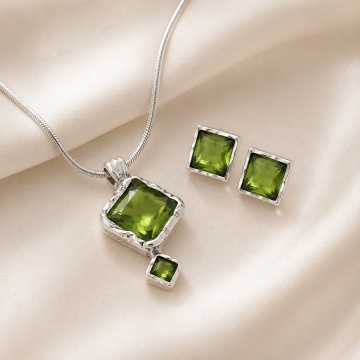 Set Argint 925 cu Peridot Natural „Emerald Rhombus” N3694-E2740