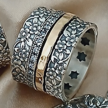 Inel Sylvara din argint 925 și aur 14K – model floral gravat, fără pietre