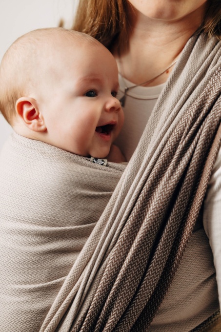 Wrap țesut Lennylamb - Little Herringbone Caffe Latte- Size S (4,2m)