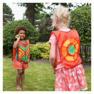 Joc coordonare, Prinde mingea cu corpul!, set 4 veste, BS Toys - Img 2
