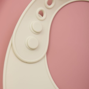 Baveta din silicon Celavi (set 2 bucati) , Brandied Apricot