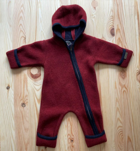 Overall lână merinos fiartă cu mănuși și botoșei, Stapf - Dark Red/ Midnight