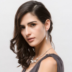 cercei lungi eleganti