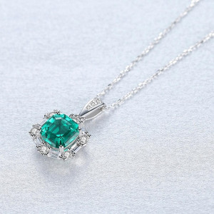 colier verde