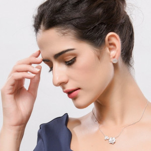 cercei swarovski floare
