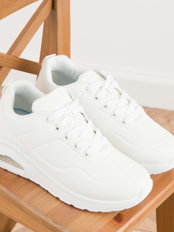 Pantofi sport cod B25-2701 White
