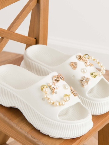 Papuci cod 7718 White