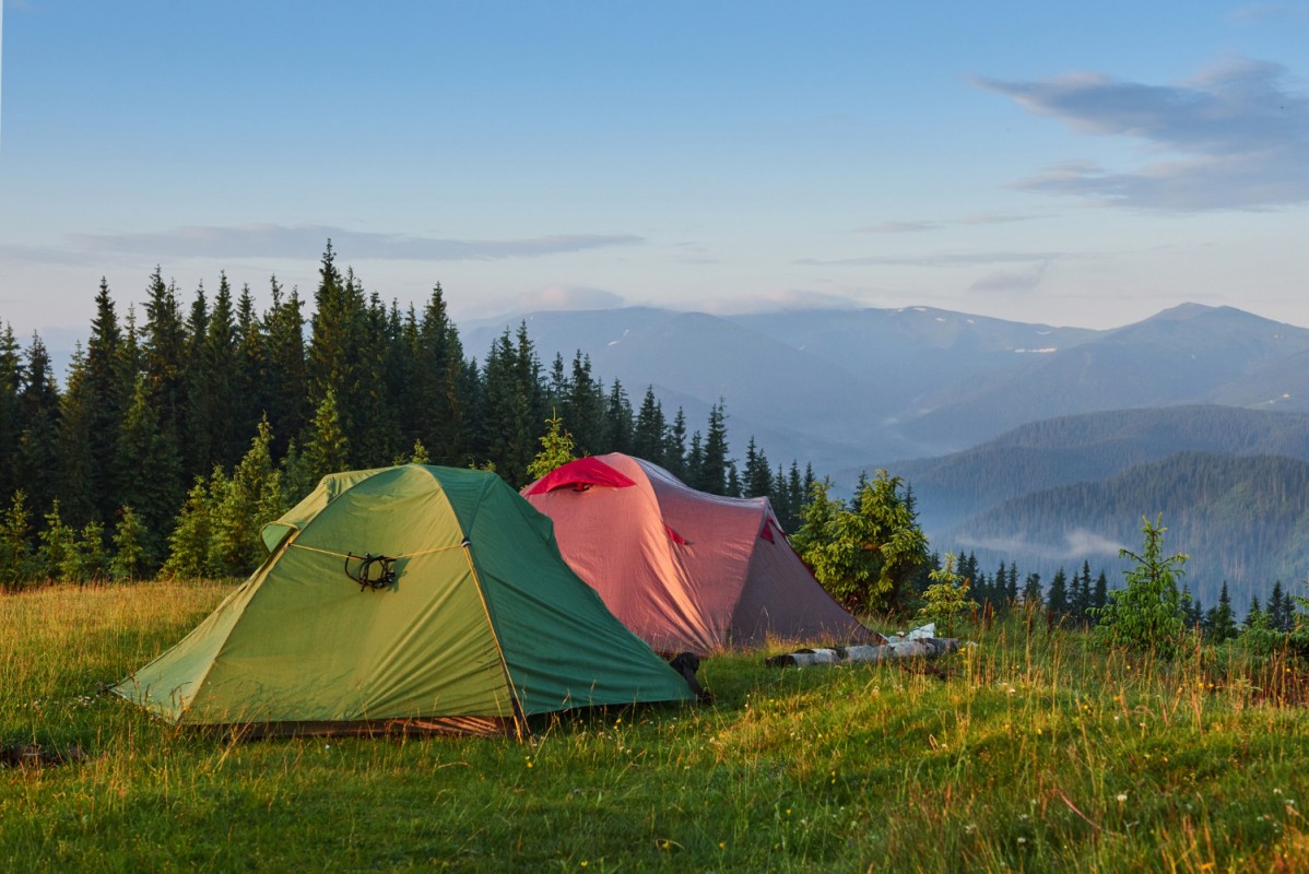 Cele mai bune locuri de camping pentru pasionatii de natura si aventura