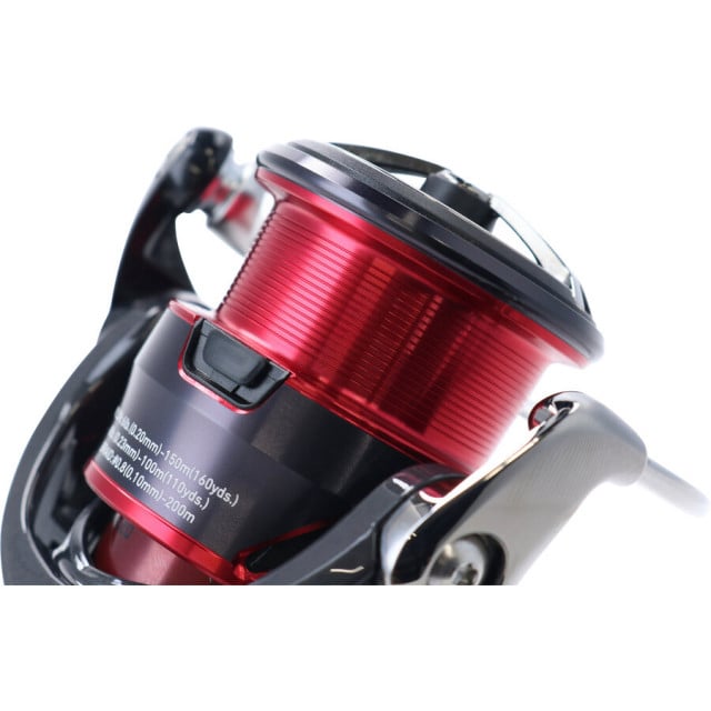 Mulineta Daiwa Fuego LT 1000 - 2 | YEO