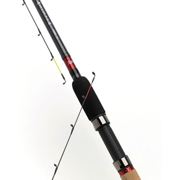 Lanseta Ninja Feeder 11Q 3,30m / 40g / 2 + 2 tronsoane Daiwa