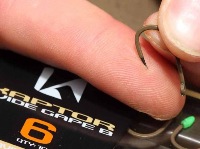 Carlige Kaptor Wide Gape B Gravel Korda (Marime Carlige: Nr. 12) - 2 | YEO