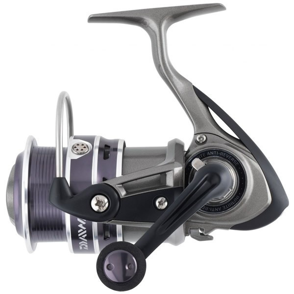 Mulineta Procaster Evo 3008 / 9 rulmenti Daiwa