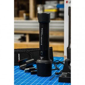 Lanterna Led Lenser UV P7R Work, 1200 lumeni