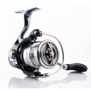 Mulineta Daiwa 18 EXIST G LT 2500-XH