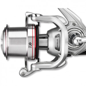 Mulineta Daiwa Emblem 35 SCW QD Surf - Img 3