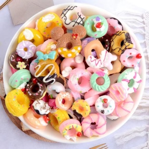 Set decor pentru unghii Donuts
