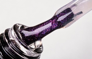 Top No Wipe Shimmer Purple Victoria Vynn 8 ml