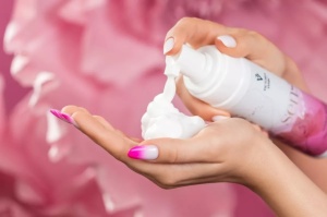 Spuma de curatare Senso Love Me Victoria Vynn 200ml