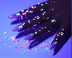 Set cristale Glow in the dark White
