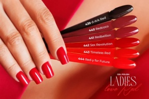 Set 6x Oja semipermanenta Ladies Love Red Victoria Vynn + Top Oh My Gloss + Top Matte