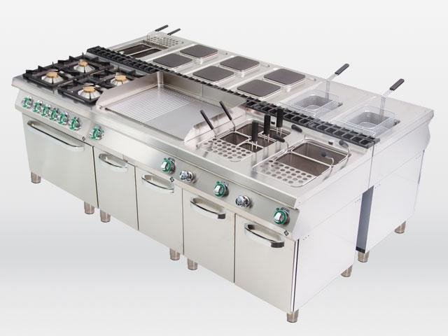LINIA 700