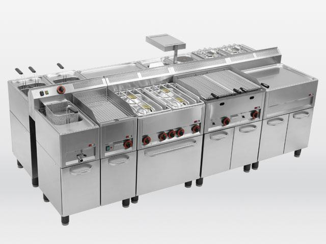 LINIA 600
