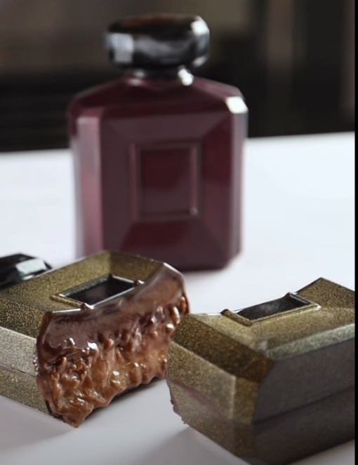 Formă de ciocolată artizanală Sticluță de Parfum - Img 4
