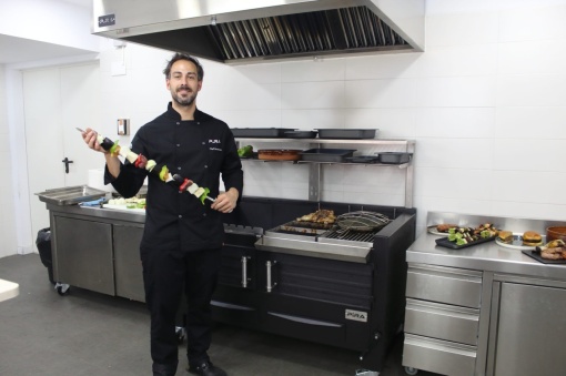 Grătar profesional Barbeque pentru Steak pe cărbuni, 1455x820x930 mm - Img 11
