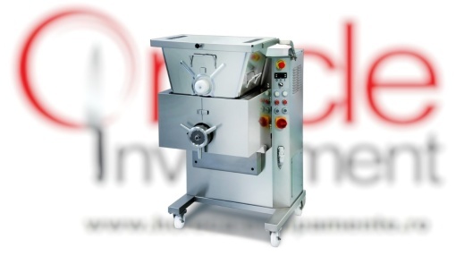 Mașină de tocat carne, frigorifică cu alimentare automată, 1200 kg/oră